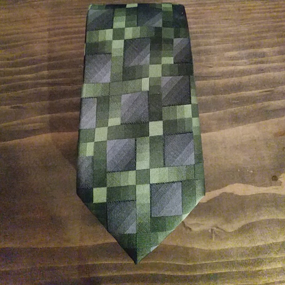 Men's tie